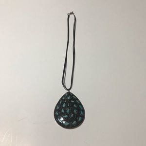 Clay teardrop pendant black and Turquoise